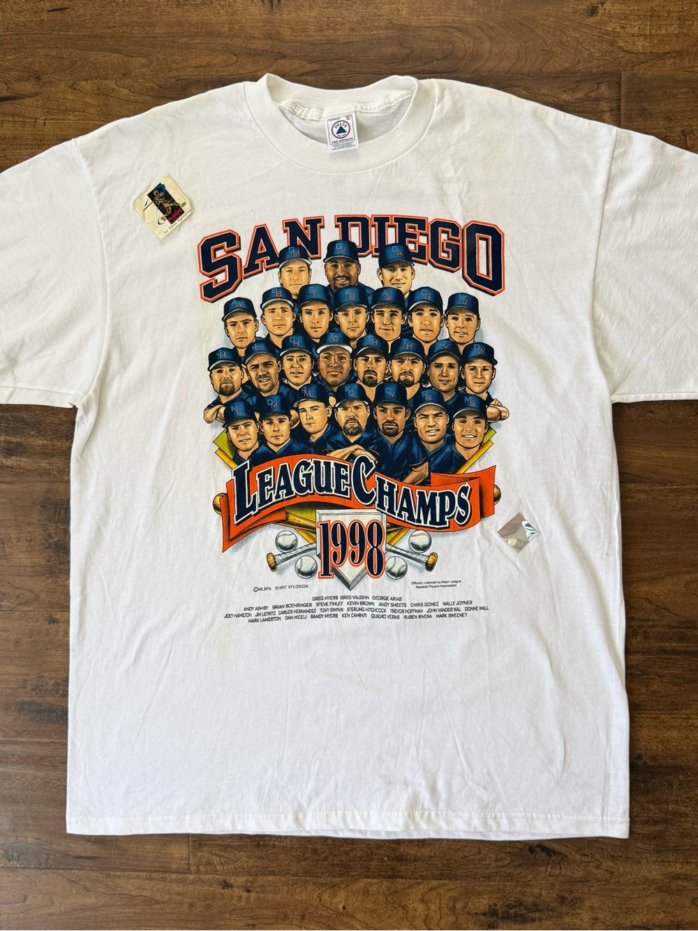 NWT Vintage Padres 1998 MLB San Diego League Champs MLB T-Shirt XL Bubble Head